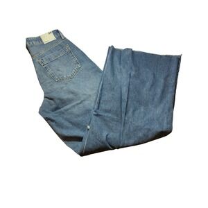 Forever 21 Premium Wide Leg Distressed Jeans Medium Wash Raw Hem Size 26 NEW